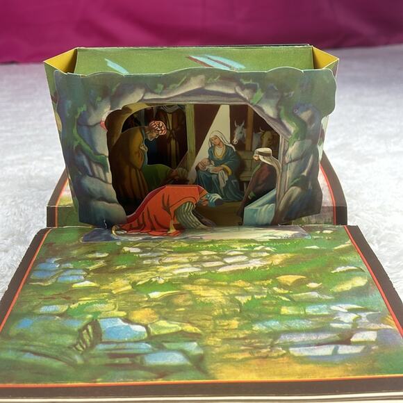 The Story of Jesus - Bookano Living Pictures Series - Strand Publication - Picture 6 of 16